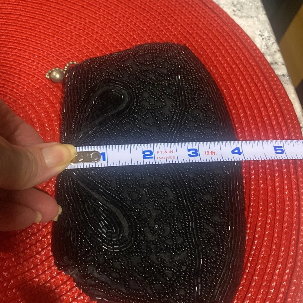 Beautiful vintage beaded clutch - Picture 7 of 7